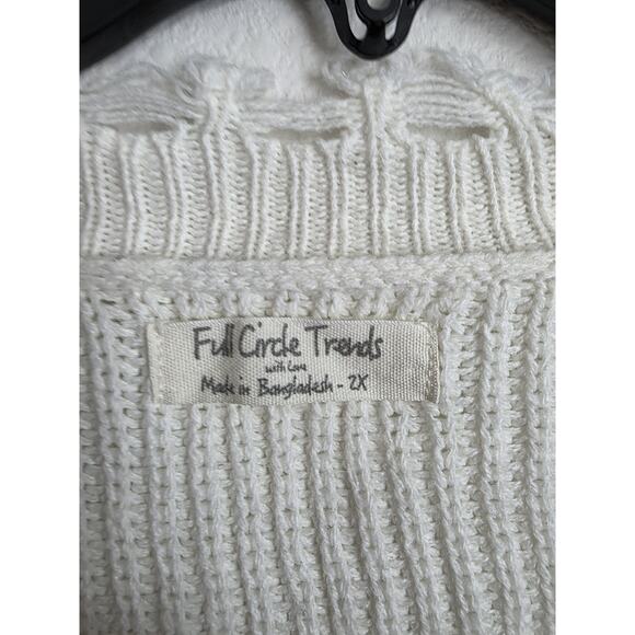 Women’s Distressed Frayed Cream Sweater 2x Long Sleeve Button V Neck - Picture 3 of 9